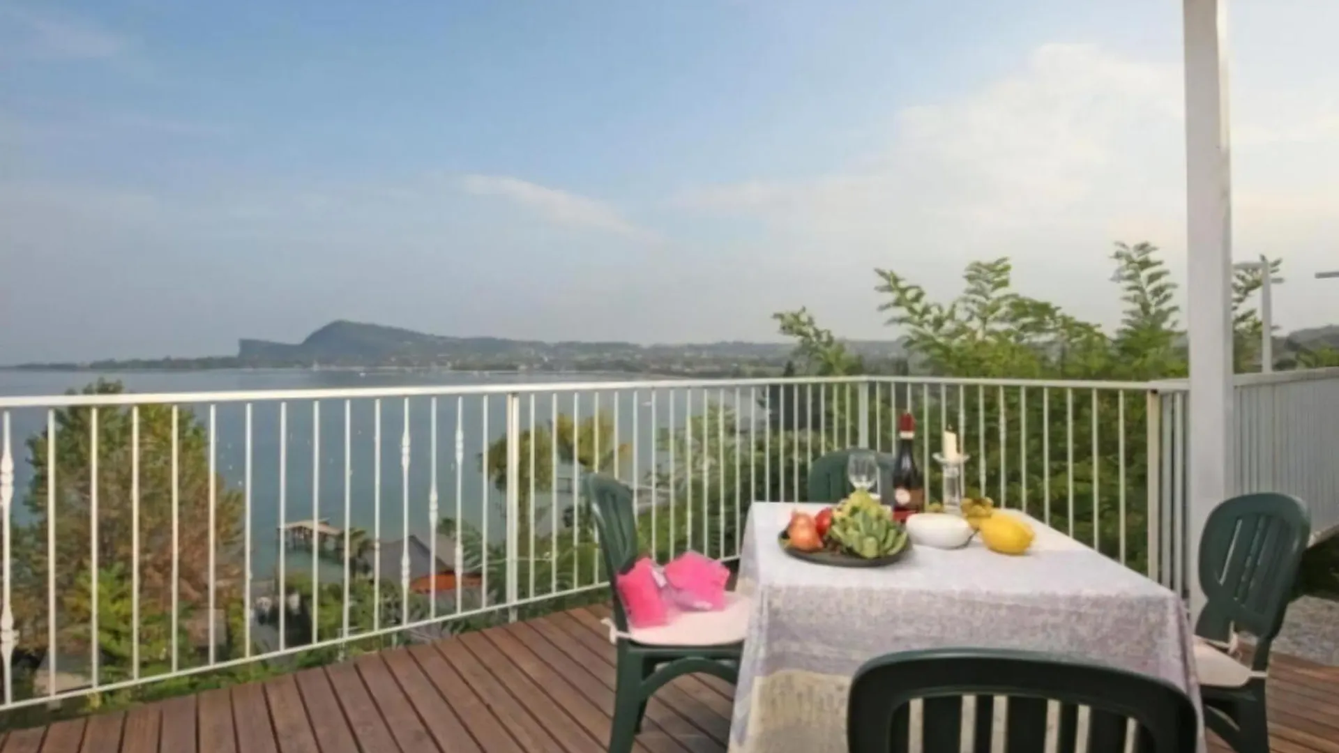 Zwei Zimmer Appartement In Villaggio Sanghen Manerba del Garda